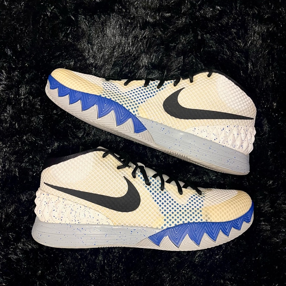 Kyrie 1 ID